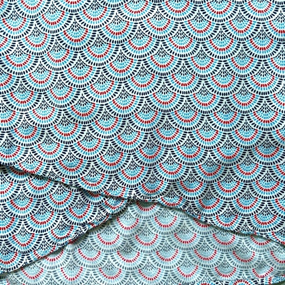 Escapada Cross Hem Scallop Dot Sleeveless Top Size Small - Picture 6 of 9